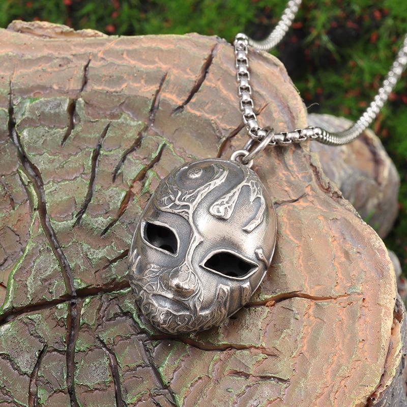 Retro Ethnic Opera Culture Mask Pendant Necklace Suitable for Men and Women Punk Hip-Hop Trend Jewelry Gifts