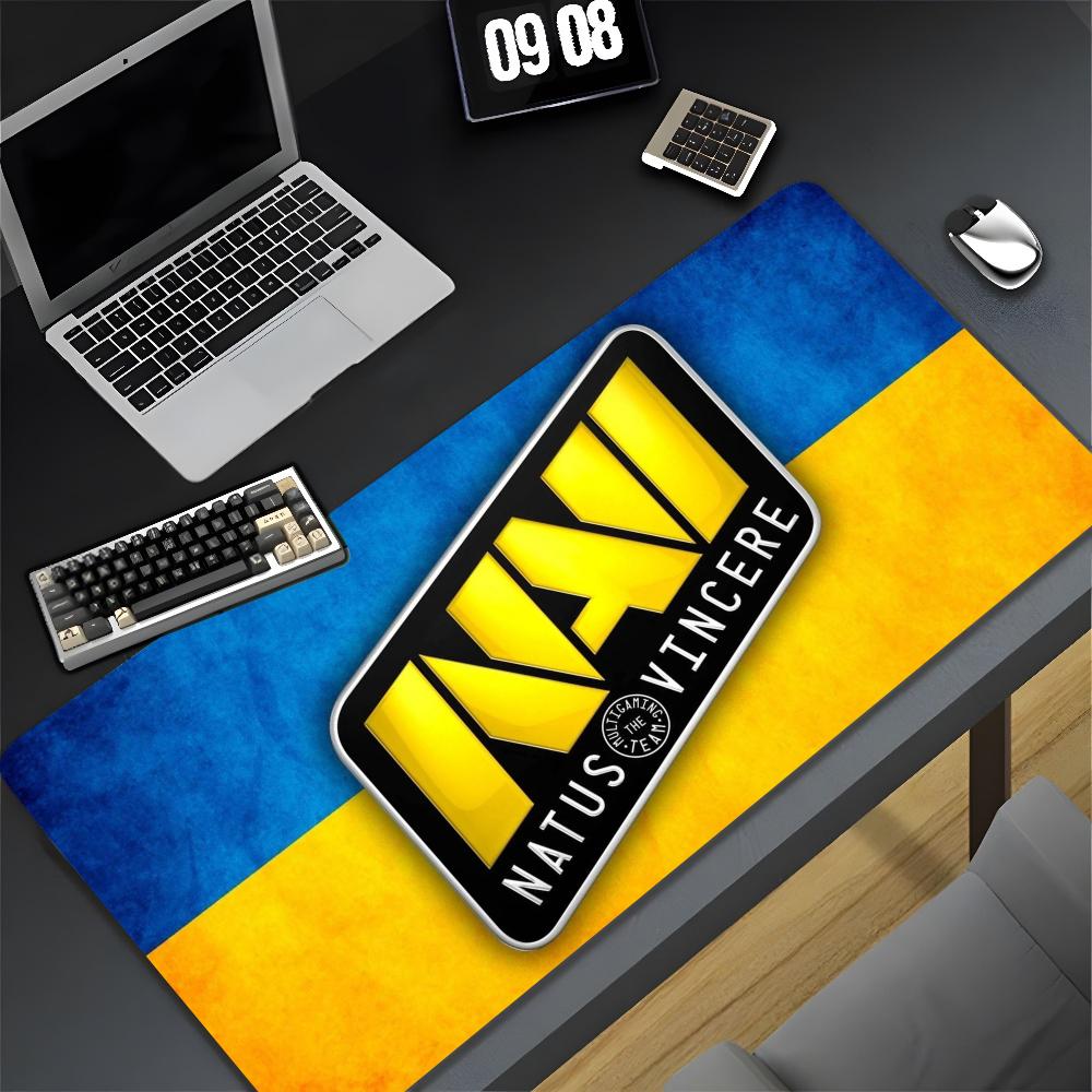 

N-Navi CSGO S1mple Простий килимок для миші XXL Геймерський ігровий ПК Комп ютер Отаку Заблокований край Зроби сам Індивідуальне фото Ноутбук Ноутбук Стіл Ма 800x400x2mm