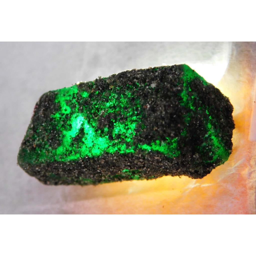 123.65 Ct CERTIFIED Natural Green Emerald Uncut Rough Earth Mined Gemstone