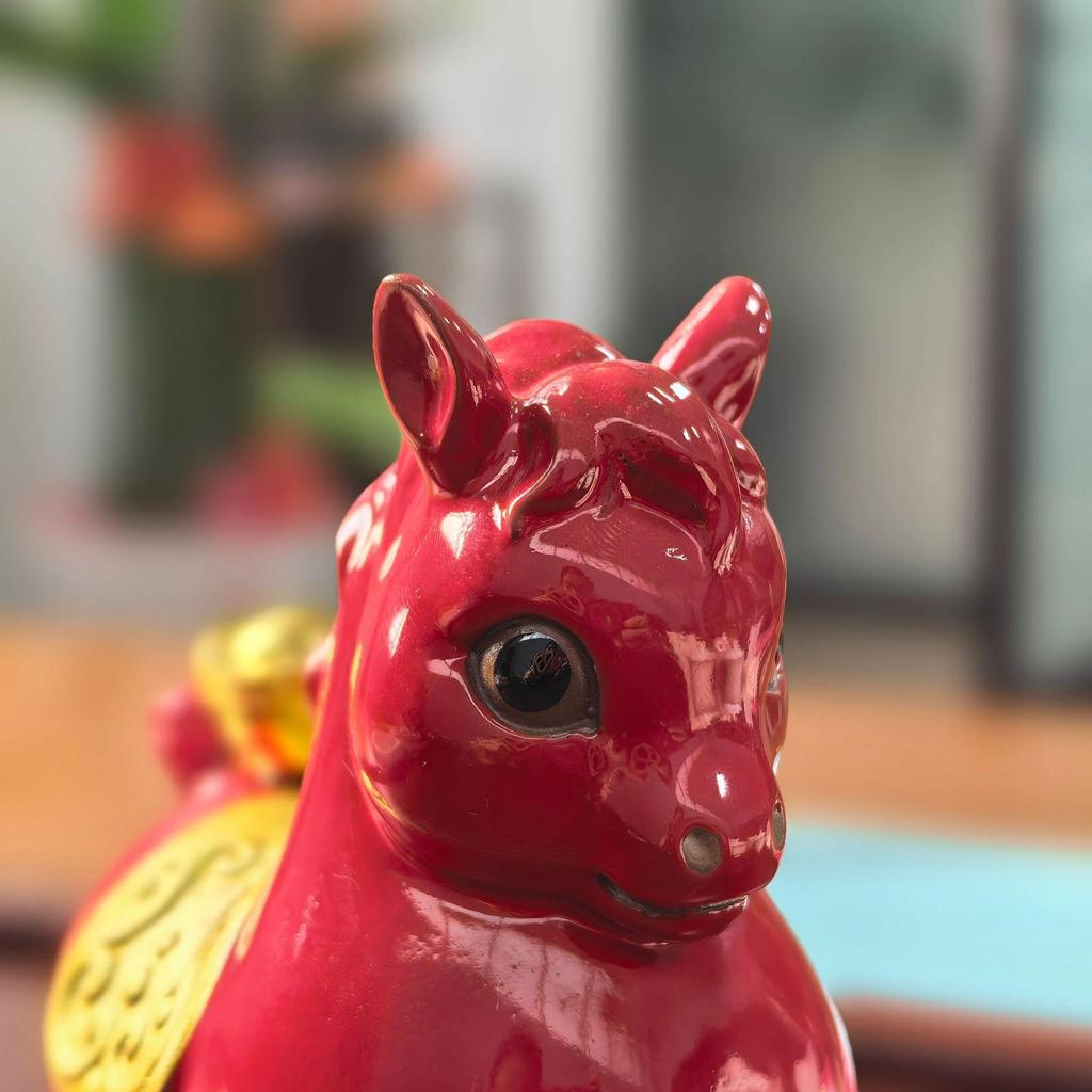 Festive Red Horse Money Ornament Pair - Lucky Resin Decoration for Office or Entrance