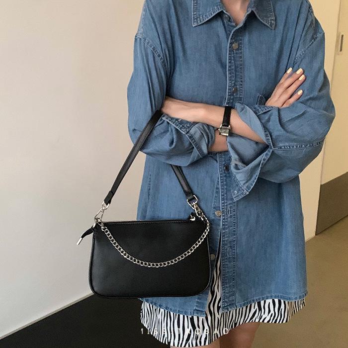 2023 Retro Korean-Style Versatile Crossbody Chain Bag for Women - Trendy Wide Band Shoulder Design