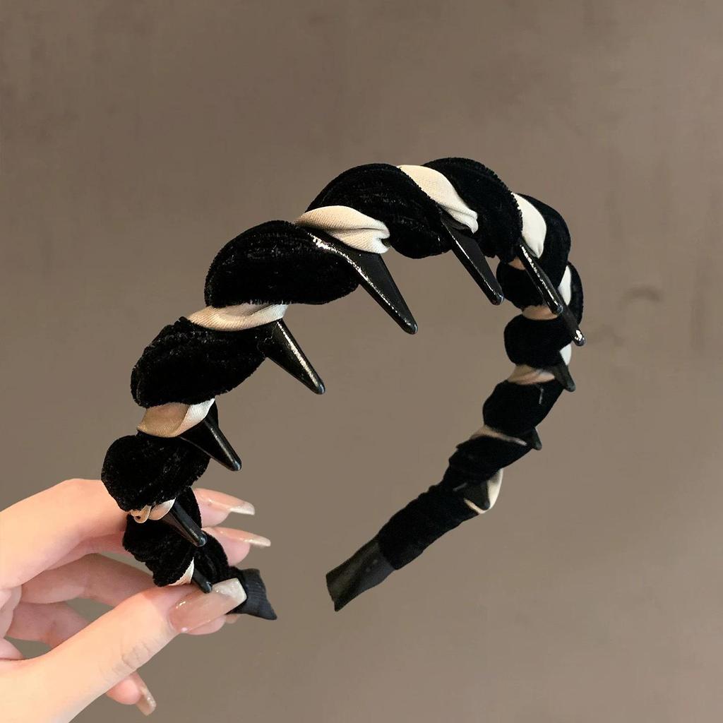 Velvet Non-Slip Toothed Headband for Women - 2025 Fashionable Skull Top Hair Accessory