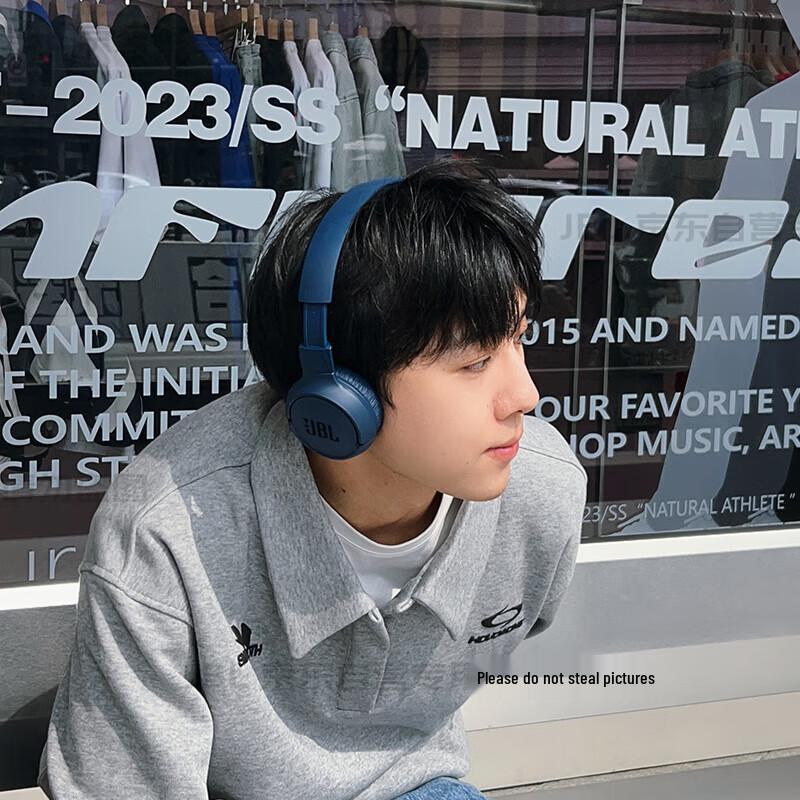 JBL TUNE520BT Wireless Bluetooth Over-Ear Headphones