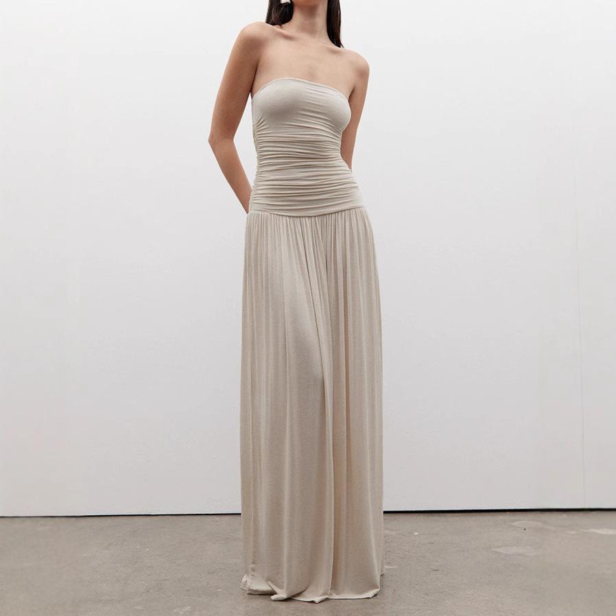 2026 European and American summer pure desire temperament elegant fashion sleeveless backless slim-fitting pleated tube top dress
