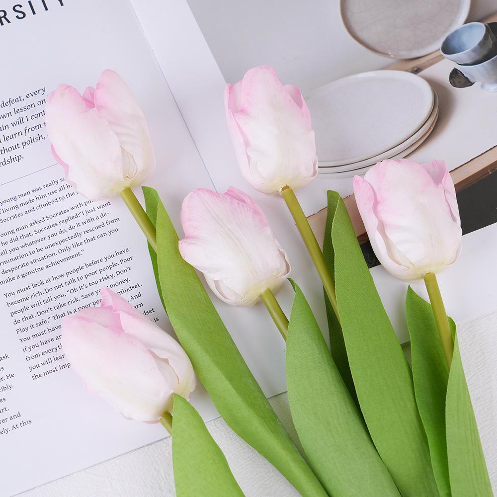 Simulation Tulip Feel Moisturizing Silk Pleated Tulip Home Party Wedding Flower Arrangement Decoration