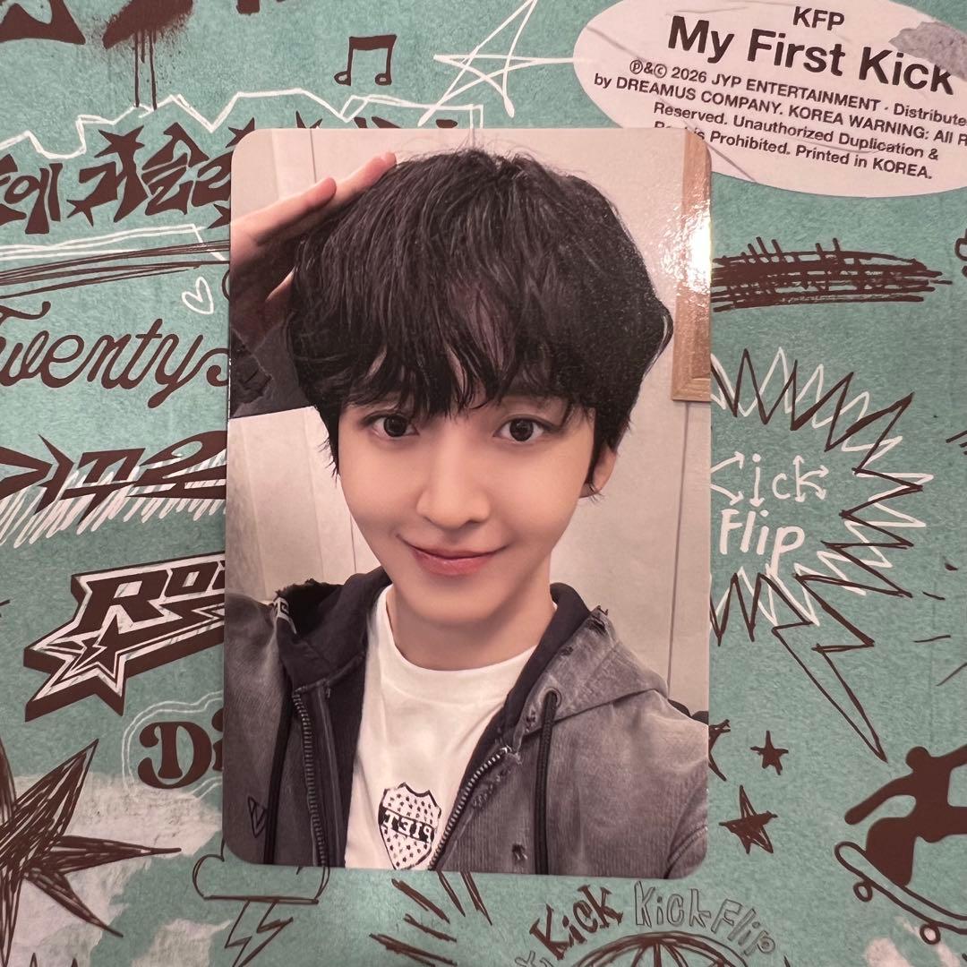 [USED] KickFlip trading card Donghyun showcase