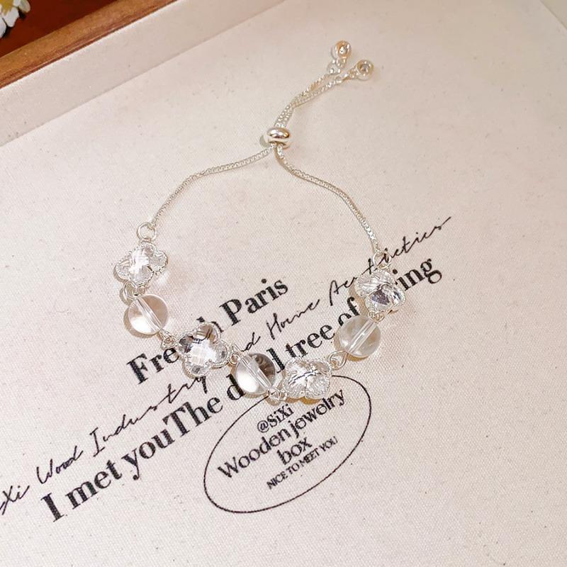 White Crystal Powder Crystal Lucky Grass Beaded Bracelet Light Luxury High-end Bracelet Sweet Simple Niche Versatile Jewelry
