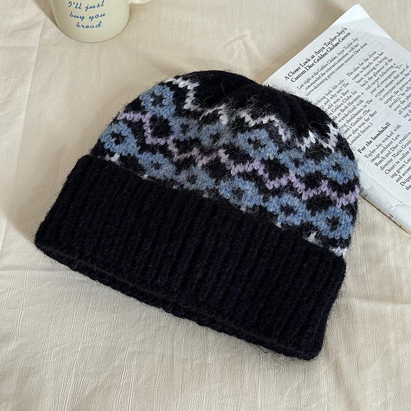 Luochi Women's Fair Isle Style Knitted Wool Winter Hat - Retro Warm, Face-Slimming, Slouchy Design