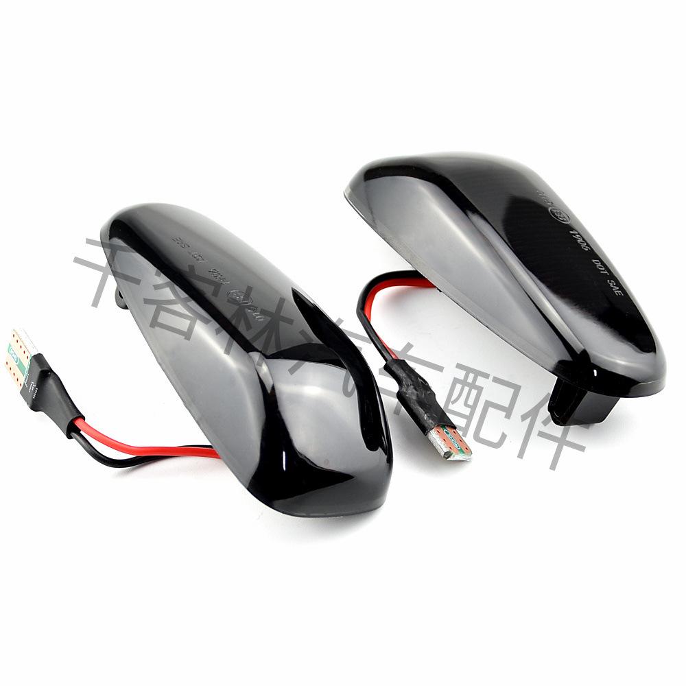 Yellow Flowing Side Turn Signal Lights for Mercedes-Benz W210 W202 W208 R170 W638