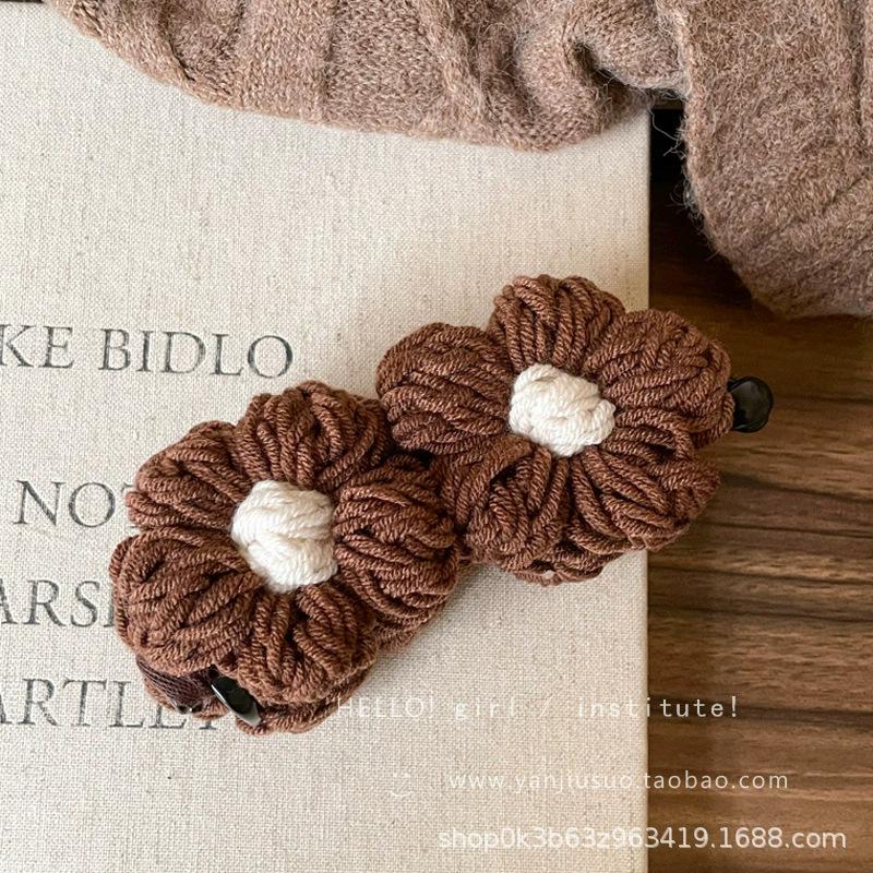 

Vintage wool flower banana clip vertical clip female full back head high ponytail grab clip temperament hairpin