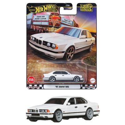 Hot Wheels Boulevard '91 BMW M5 Vehicle Model Car, White, for Ages 3 and Up, JBL24