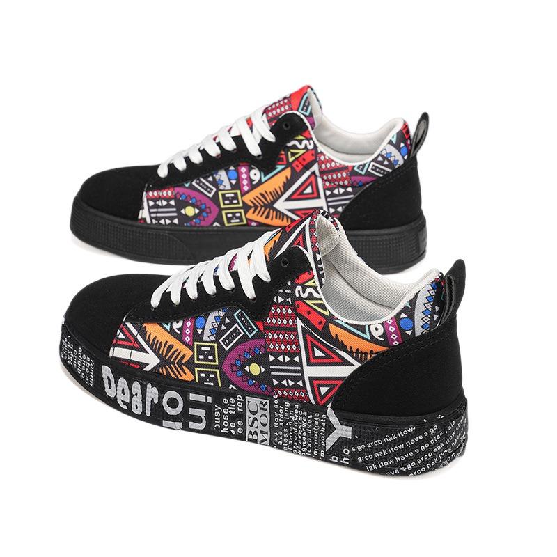 Women's Large Size Sneakers, Fashion Casual Low Top Skate Shoes, All Season Versatile Soft Sole Casual Athletic Shoes for Women