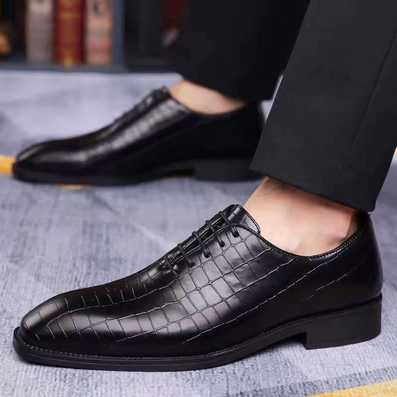 Luksusowe Męskie Skórzane Buty Retro Rzeźbione Sznurowane Brogsy Oksfordy Ślubne Męskie Buty Wizytowe Męskie Formalne Biznesowe Buty Biurowe dla Gentlemana