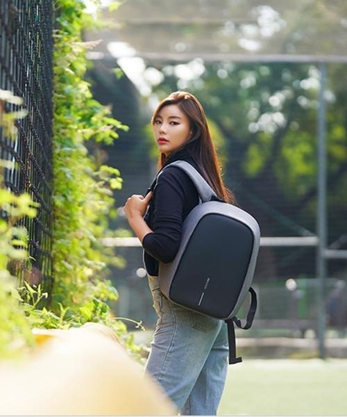 Xddesign New Collection 13-Inch Functional Laptop Backpack Bobby Hero Small Size