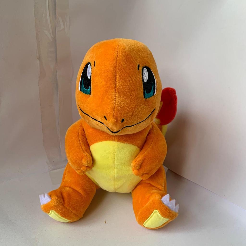 Charmander Sitting Pose Squinting Hat Anime Toy Figure
