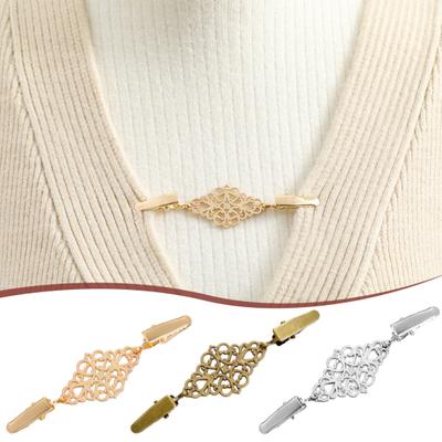 1/3Pcs Sweater Clips Geometric Design Alloy Clips Sweaters Dresses Scarves Brooch Pins Versatile Clothing Accessory