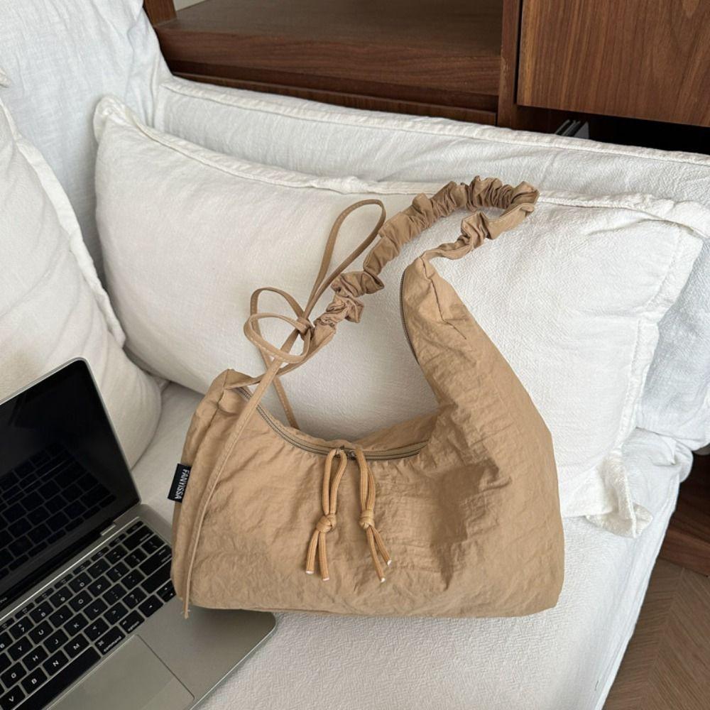 Versatile Pleated Dumpling Bag Lightweight Women's Shoulder Bag Stylish Drawstring Bag  Handbag