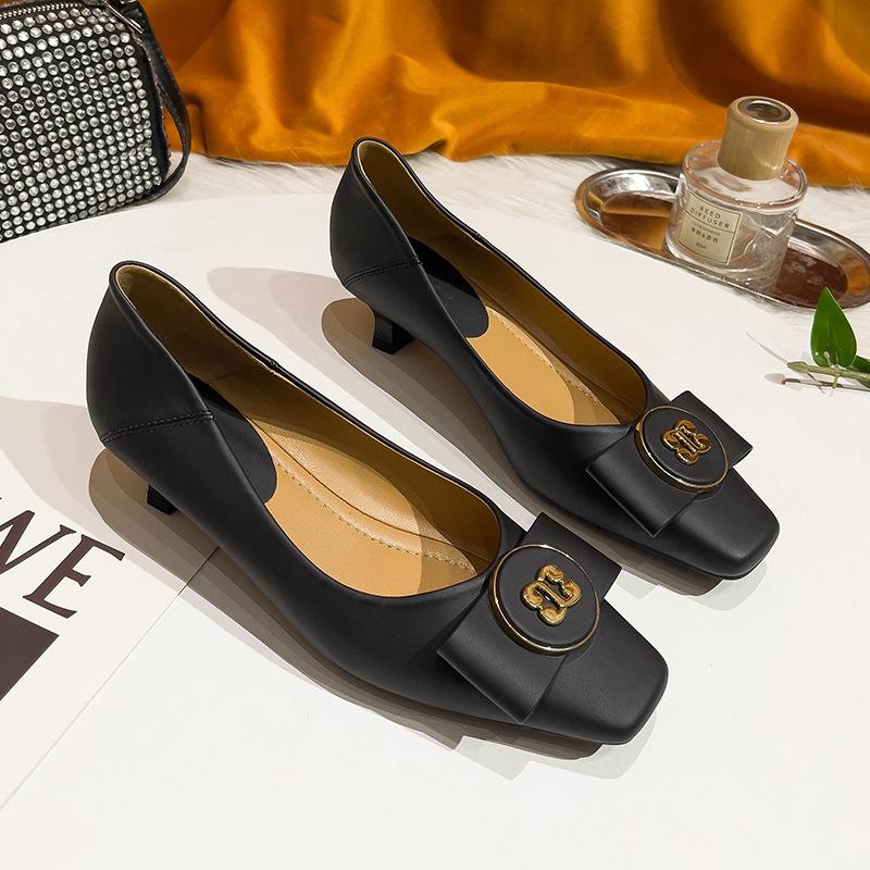 Square head low heel shallow mouth single shoes women's 2025 new spring and autumn women's shoes high heels women's thin heel French soft leather 