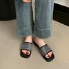 French flat-bottomed woven small cool slippers women's shoes wear 2025 new summer soft-soled beach one-word sandals