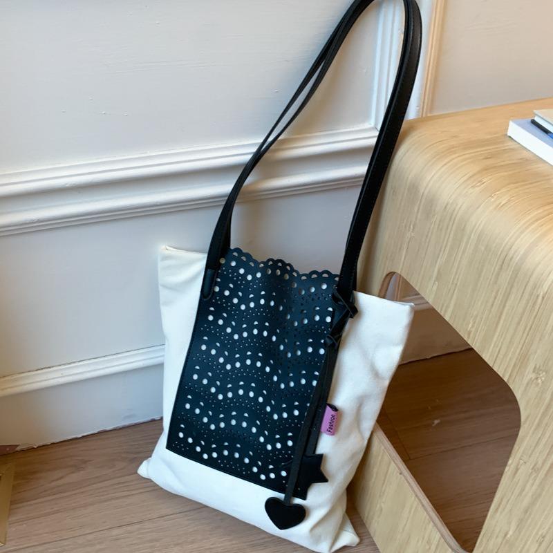 

Contrasting color large-capacity bag women s new fashion commuter versatile shoulder bag college student tote bag