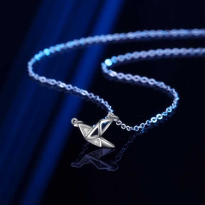 Paper Crane Necklace Short Fashion Pendant Japanese and Korean Version of Simple Students Forest Wind Chain Chain with Fresh Chain