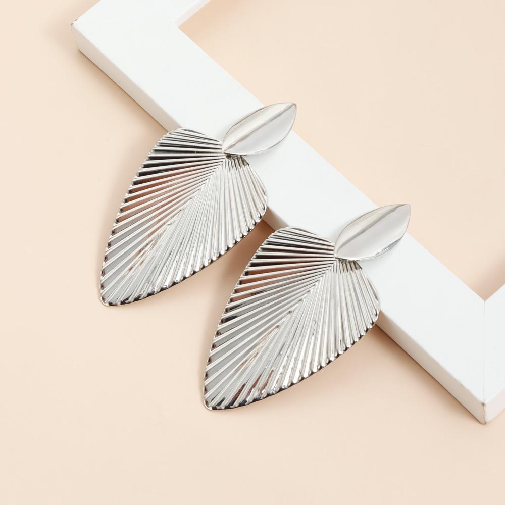 Boucles d'oreilles pendantes exagérées couleur argent texture métallique feuille pour femmes Hip-hop Punk Fête Bijoux Cadeaux