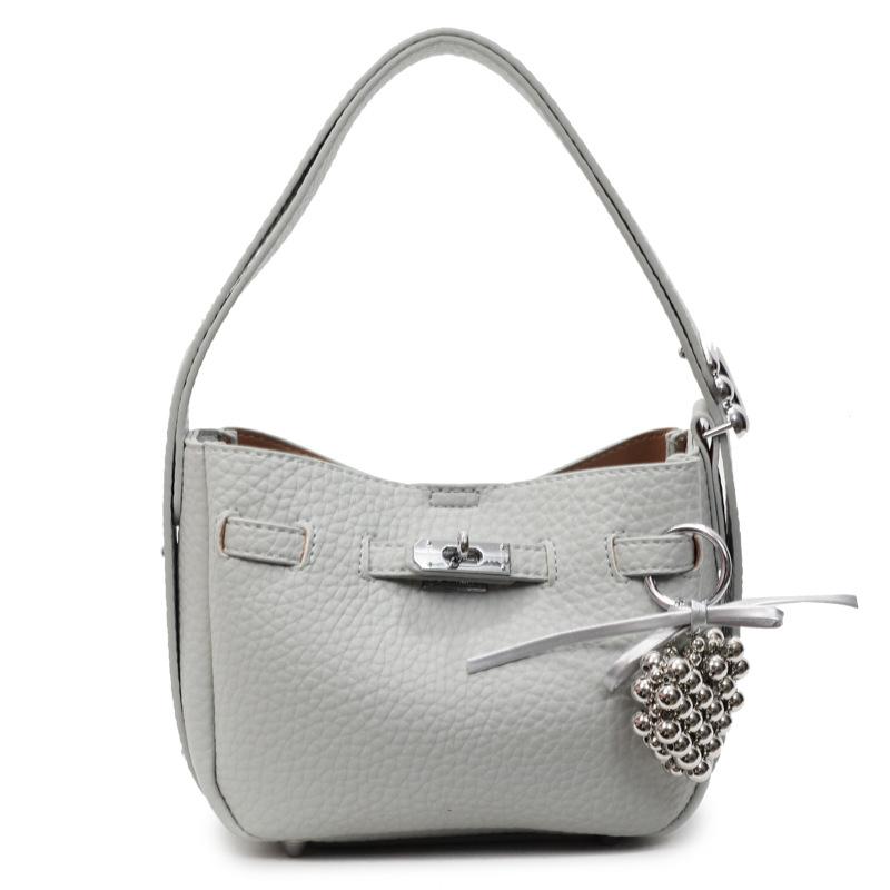 

Handheld Women s New Fashion Shoulder Messenger Bag no pendant серый