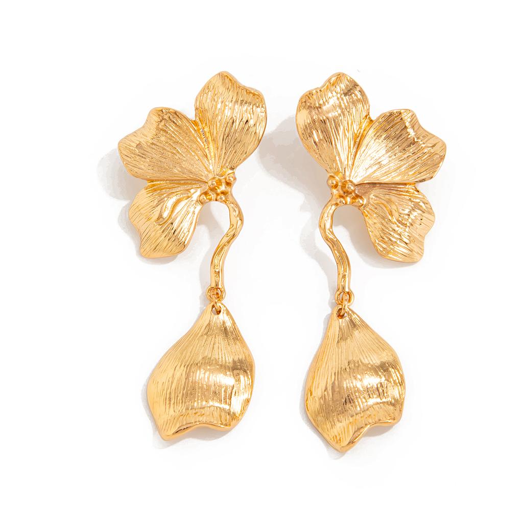 SHIXIN New Fashion Gold Color Flower Pendant Earrings for Women Elegant Irregular Petal Floral Drop Earrings Female Jewelry Gift