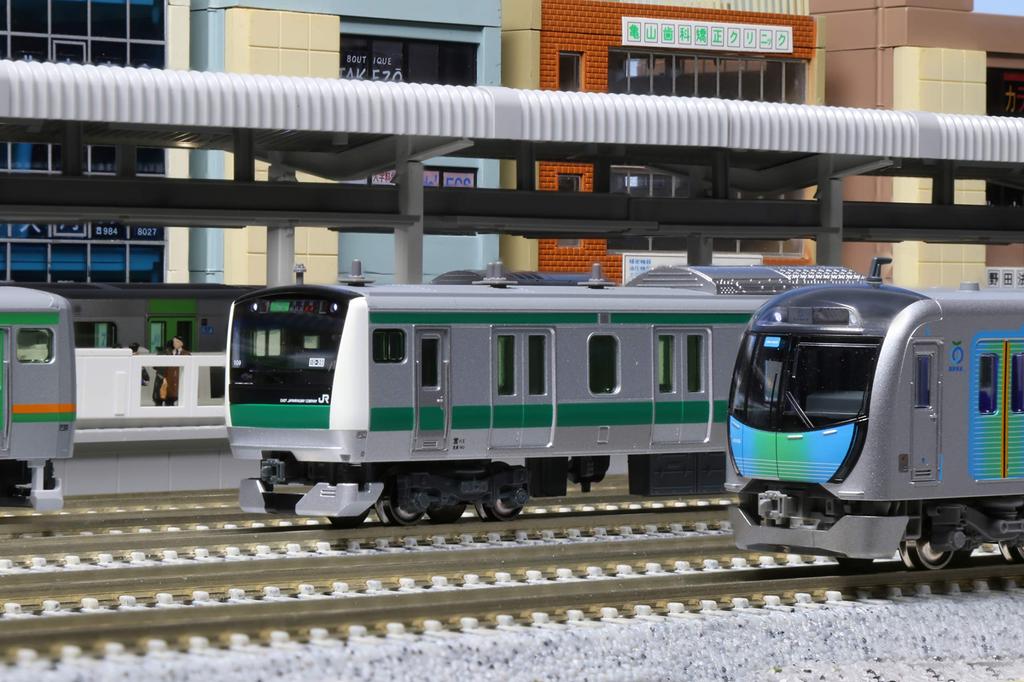 KATO E233 Series 7000 Saikyo Line Model Train 6-Car Add-On Set, 10-2110