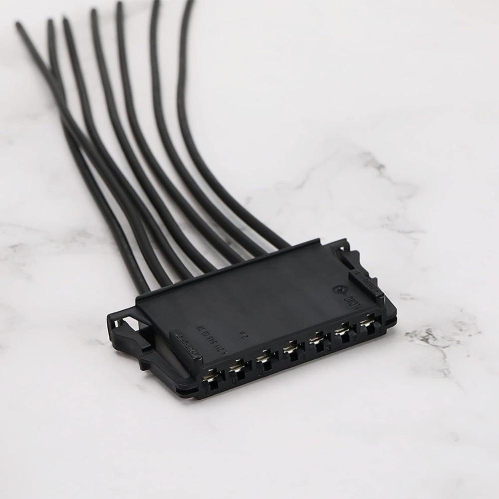 Taillight Harness Clip for Mercedes W204 C300/C63/C200