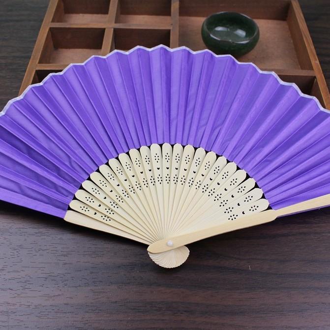 White Handheld Fans Cloth Fans Bamboo Folding Fans for Wedding Decoration, Church Wedding Gifts, Party Favors, DIY Decoration