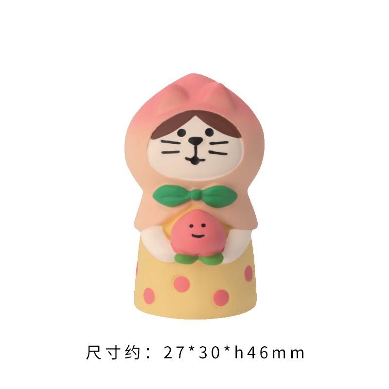 Japanses Creative Toys Peach Series ZAKKA Cat Figurine Decoration Micro Landscape Photo Props Miniature Resin Gift DIY Ornaments