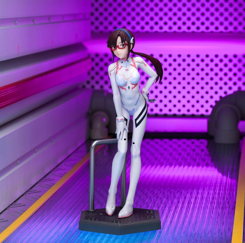 Evangelion: 3.0+1.0 Thrice Upon a Time Luminasta Mari Illustrious Makinami