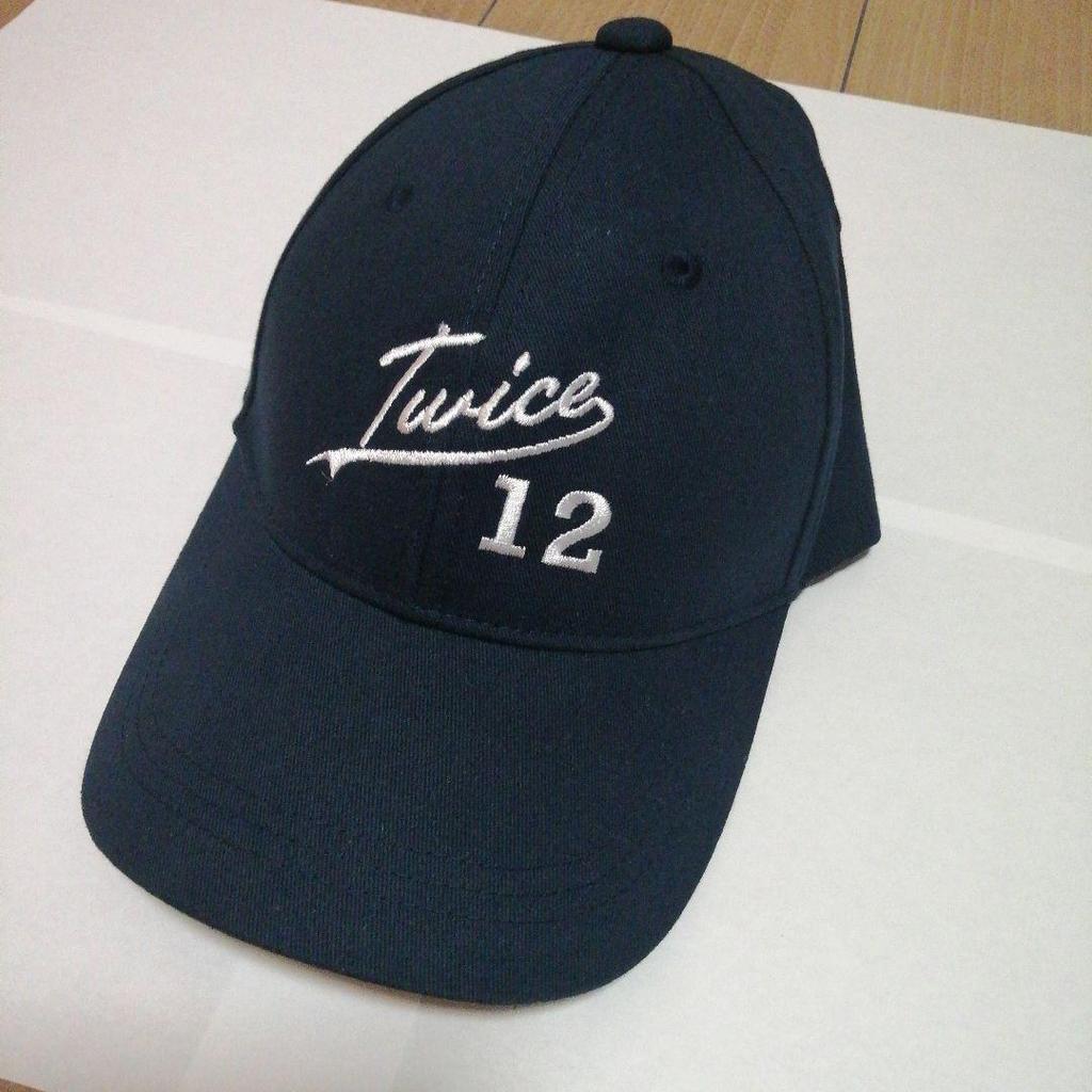 [USED] TWICE ready to be cap Sana