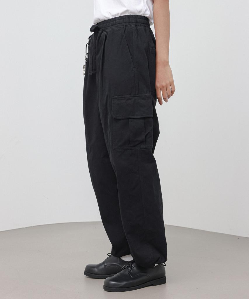 MODERMENT Semi-Wide String Cotton Cargo Pants [Black]