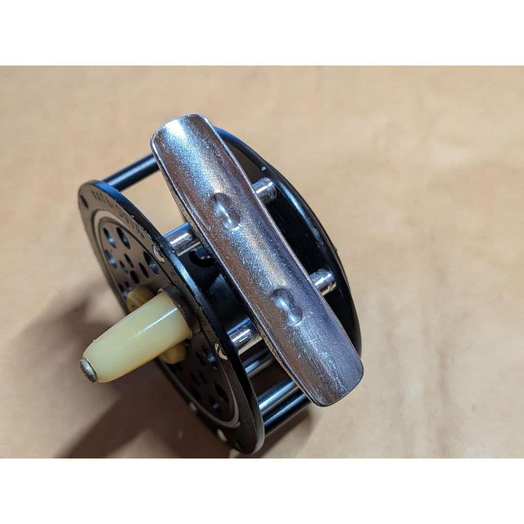 Used 60's USA Made Pflueger Medalist 1492 12 Vintage Reel