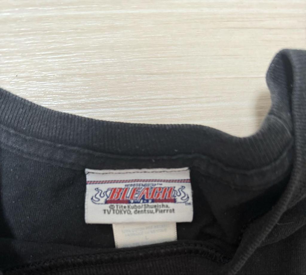 [USED] Rare BLEACH anime T-shirt from the 2000s, vintage Shonen Jump official overseas edition