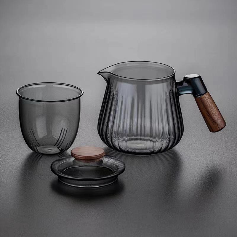 750ml Teekanne aus hitzebeständigem Glas mit Holzgriff und Streifenmuster, mit Siebfilter, zum Aufbrühen von Puer-Blüten-Tee, Kung Fu Teegeschirr