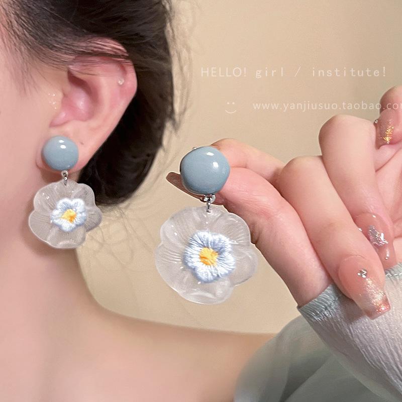 Dopamine Floral Shell Earrings: Colorful, Unique, Exaggerated Drops for Women - Perfect Spring Accessory.
