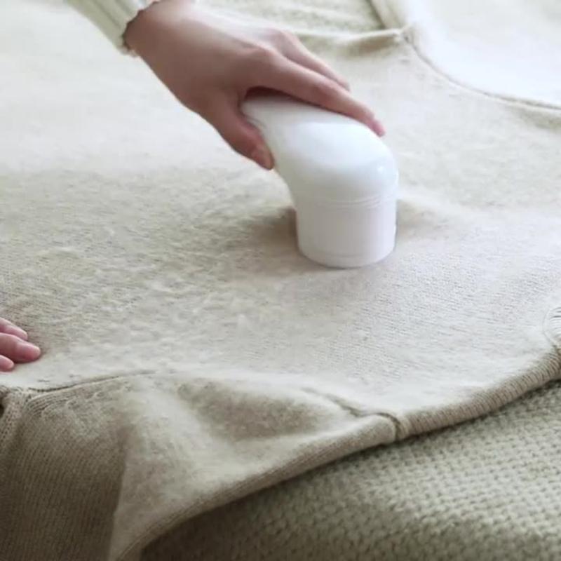Fabric Shaver Rechargeable Portable for Coat Blanket Couches Cushion Clothes Furniture Sweaters Blankets Pilling Remover