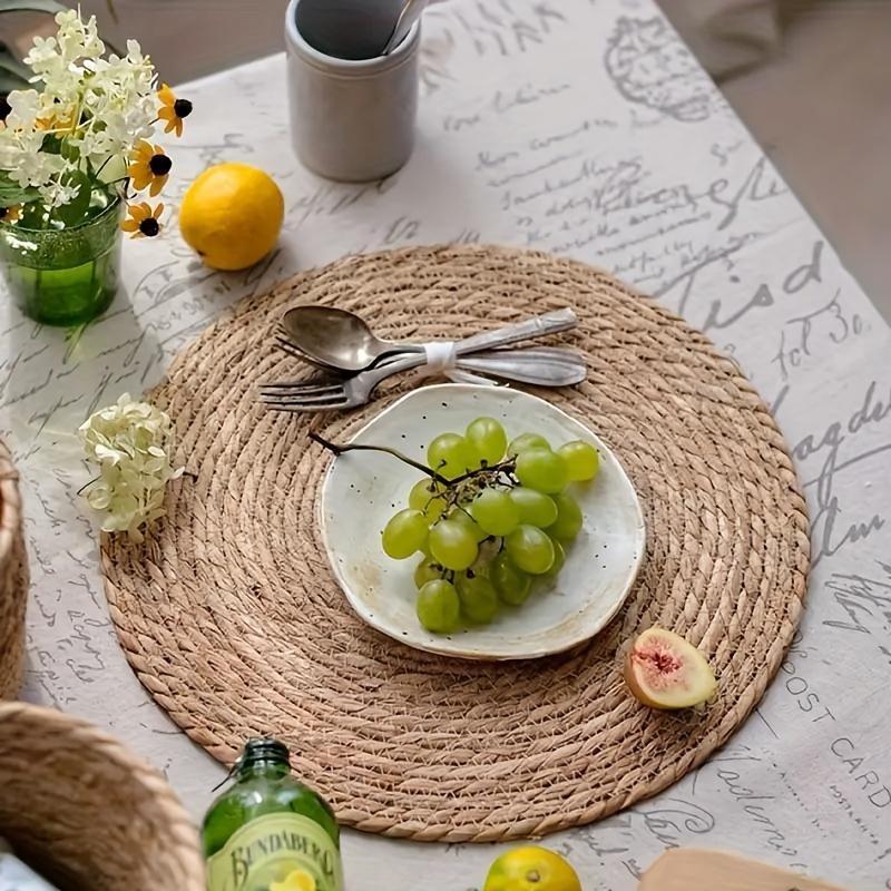 Pot Mats Handwoven Rattan Placemats Round Heat Insulation Mats Natural Woven Table Mats for Dining Home Wedding Decoration