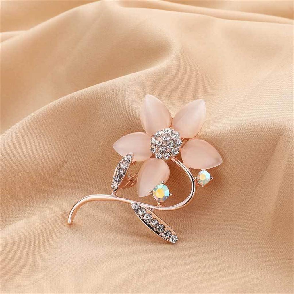 Pc Fashion Creative Flower Brooch Elegant Retro Korean Pin Beautiful Exquisite Jewelry Accessories Party Gift for Men and Women