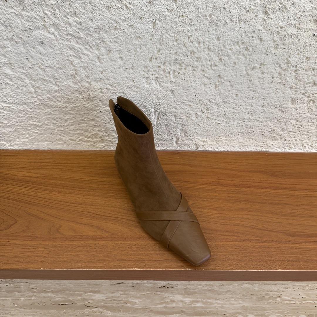 

Suede huge good-looking short boots fashionable foreign low-heeled small ankle boots square elastic thin boots 40 хакі