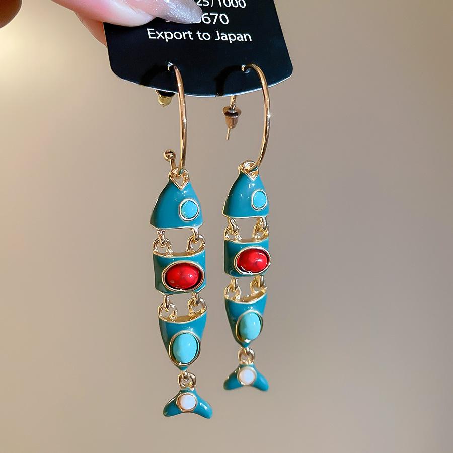 Vintage Ethnic Blue Red Enamel Fish Tassel C Shaped Long Hoop Earrings Women Gold Plated Alloy Casual Party Jewelry