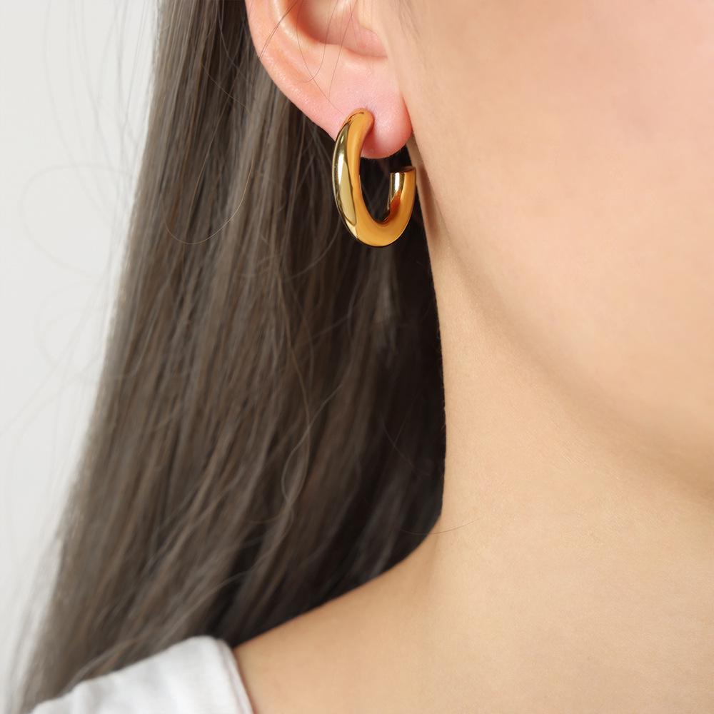 Minimalist Geometric Gold-Plated Titanium Steel Earrings with Bright Surface Design