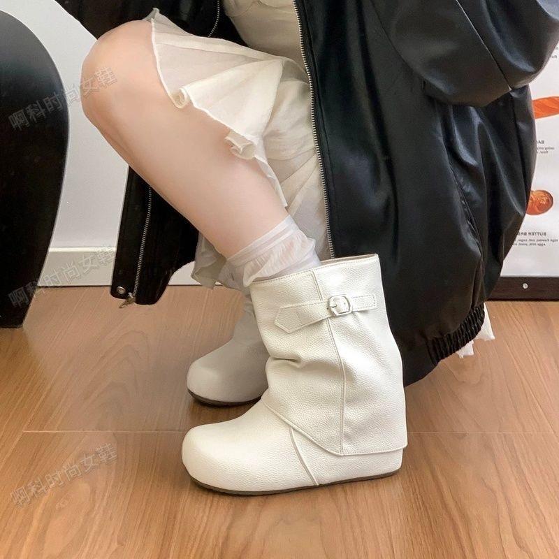 The explosion weakens the sense of heaviness, simple and elegant Martin boots, youthful vitality, soft sole, not tired feet, women's boots
