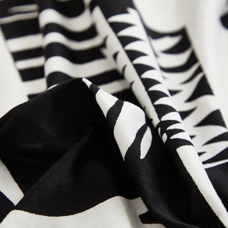 New Printed Sofa Covers Can Be Used To Prevent Pets from Getting Dirty and Can Be Washed with a Washing Machine for All Seasons