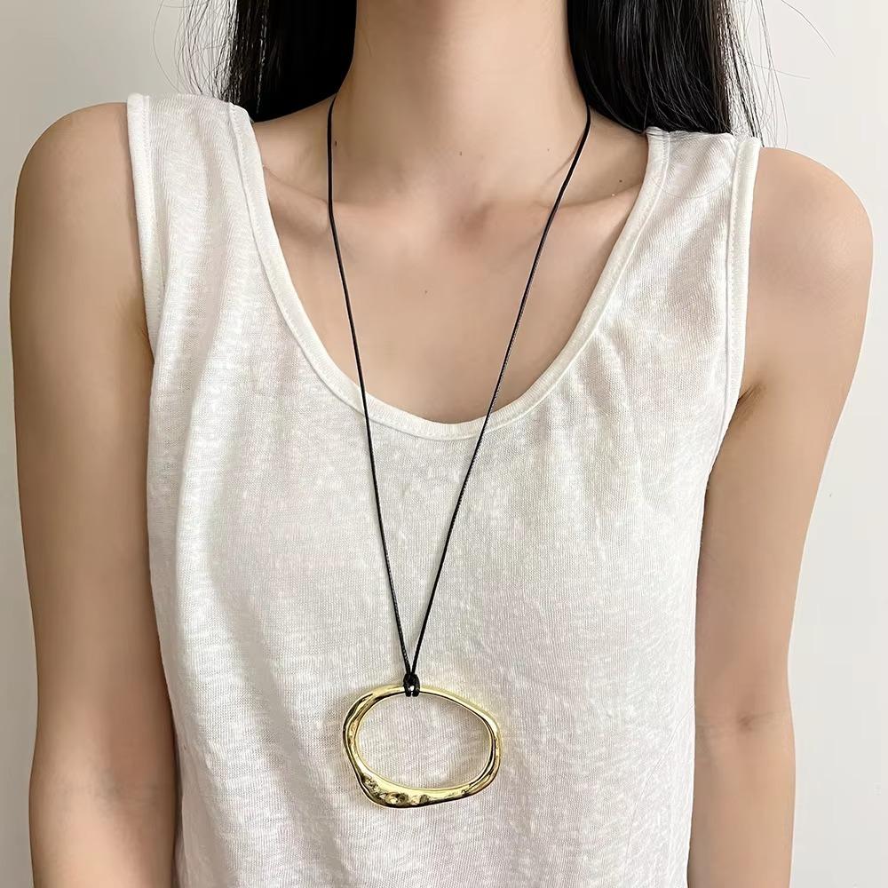 Long Leather Rope Women Necklace Geometric Pendant Necklaces Fashion Collarbone Chain