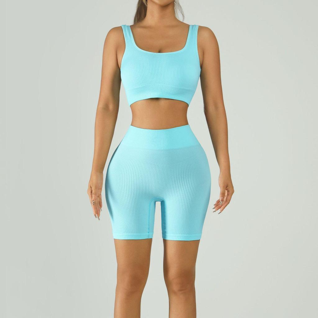 Ribbed Band Outerwear: Tight-Fit Bra & High-Waisted Sports Shorts Yoga Set with Chest Pads - Quick-Dry Peach Fitnesswear.