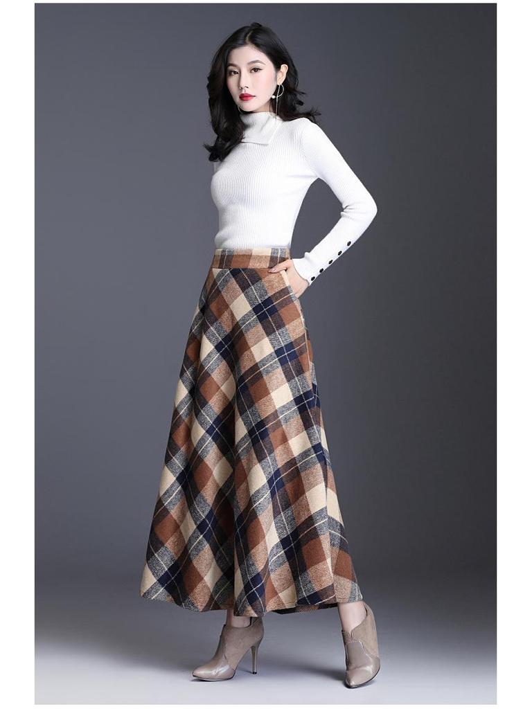 Women's 2024 Autumn/Winter Korean Plaid Wool-Blend A-Line Midi Skirt - Slimming, Thickened, Large Hem